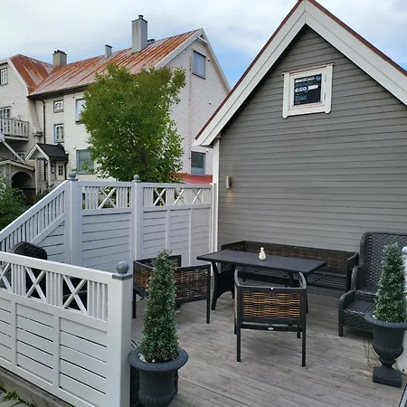 Cozy Small Room For 2 In The Center Of Narvik Free Parking And Fast Internet Exterior photo