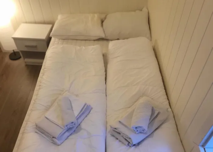 Cozy Small Room For 2 In The Center Of Narvik Free Parking And Fast Internet