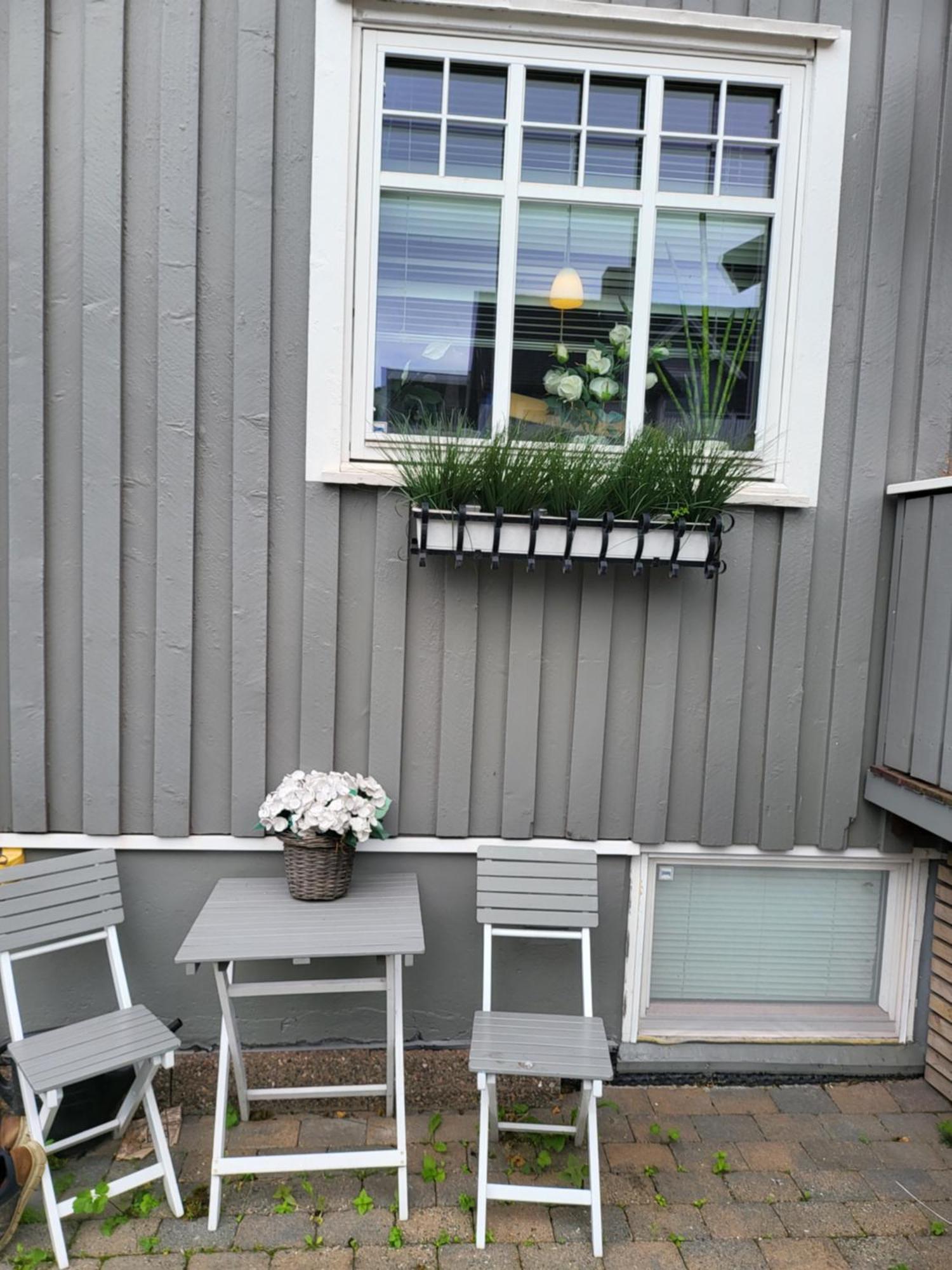 Cozy Small For 2 In The Center Of Free Parking And Fast Internet Campsite *