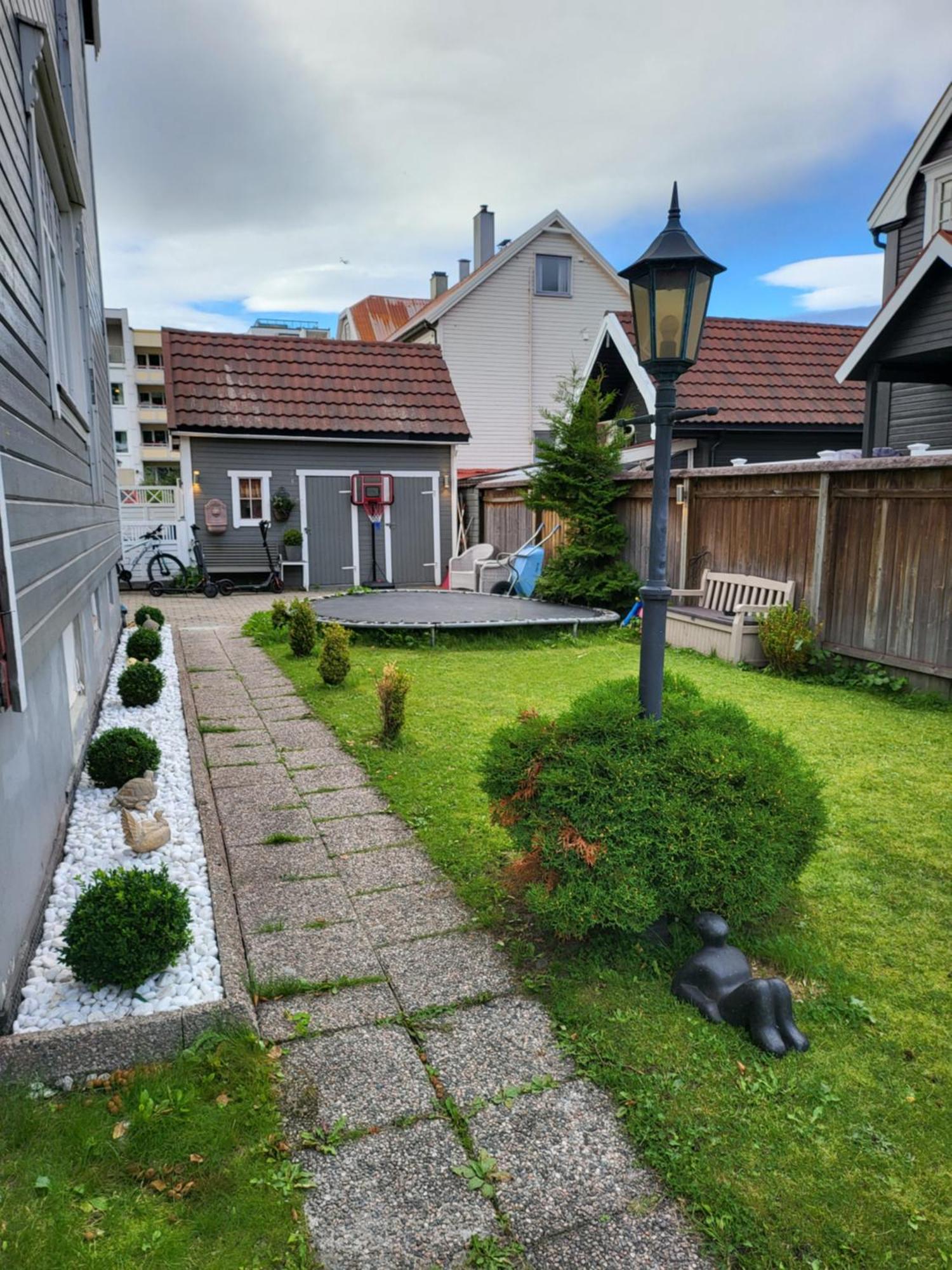 Cozy Small For 2 In The Center Of Free Parking And Fast Internet Campsite Narvik