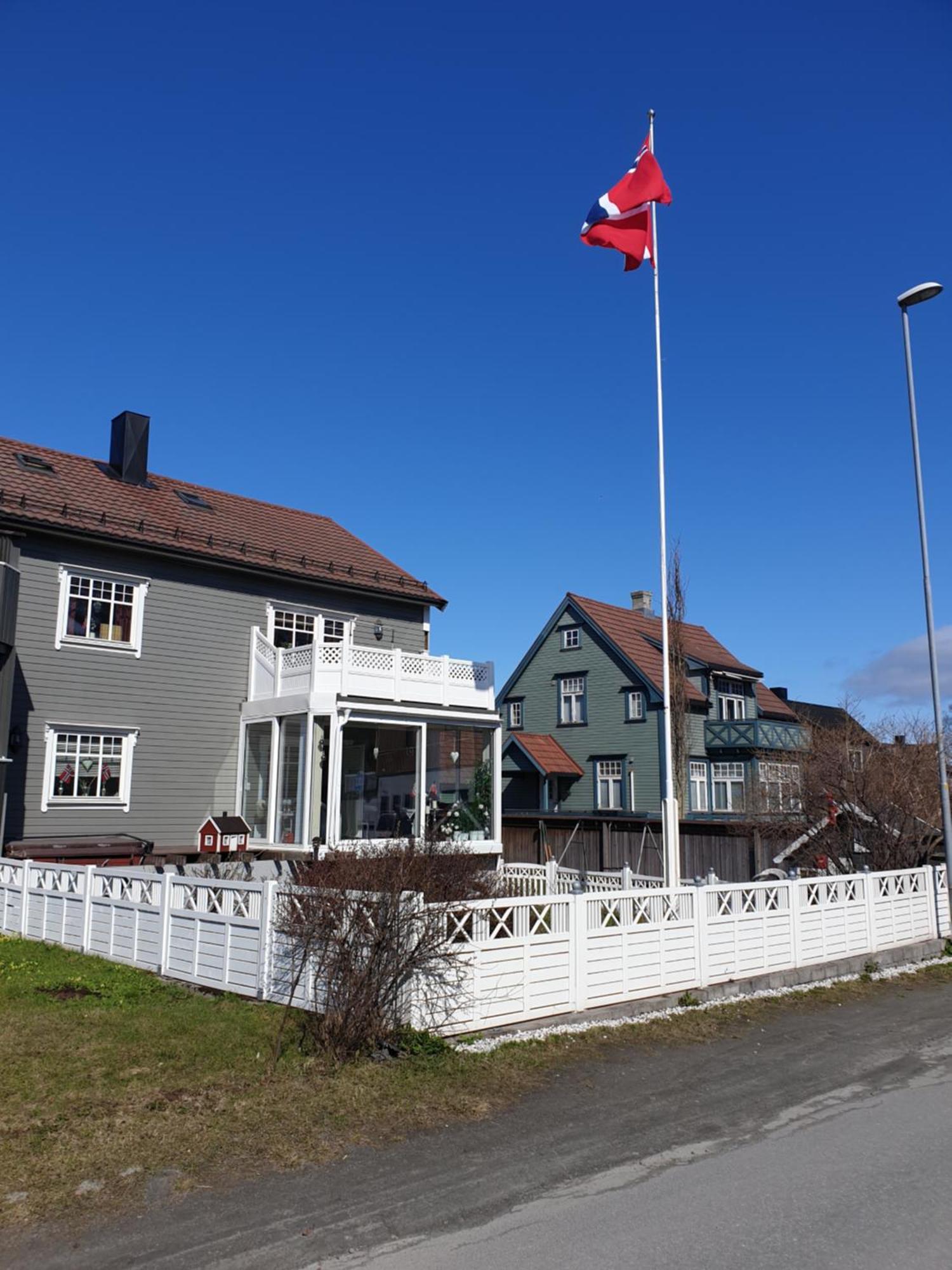 Cozy Small For 2 In The Center Of Free Parking And Fast Internet Narvik